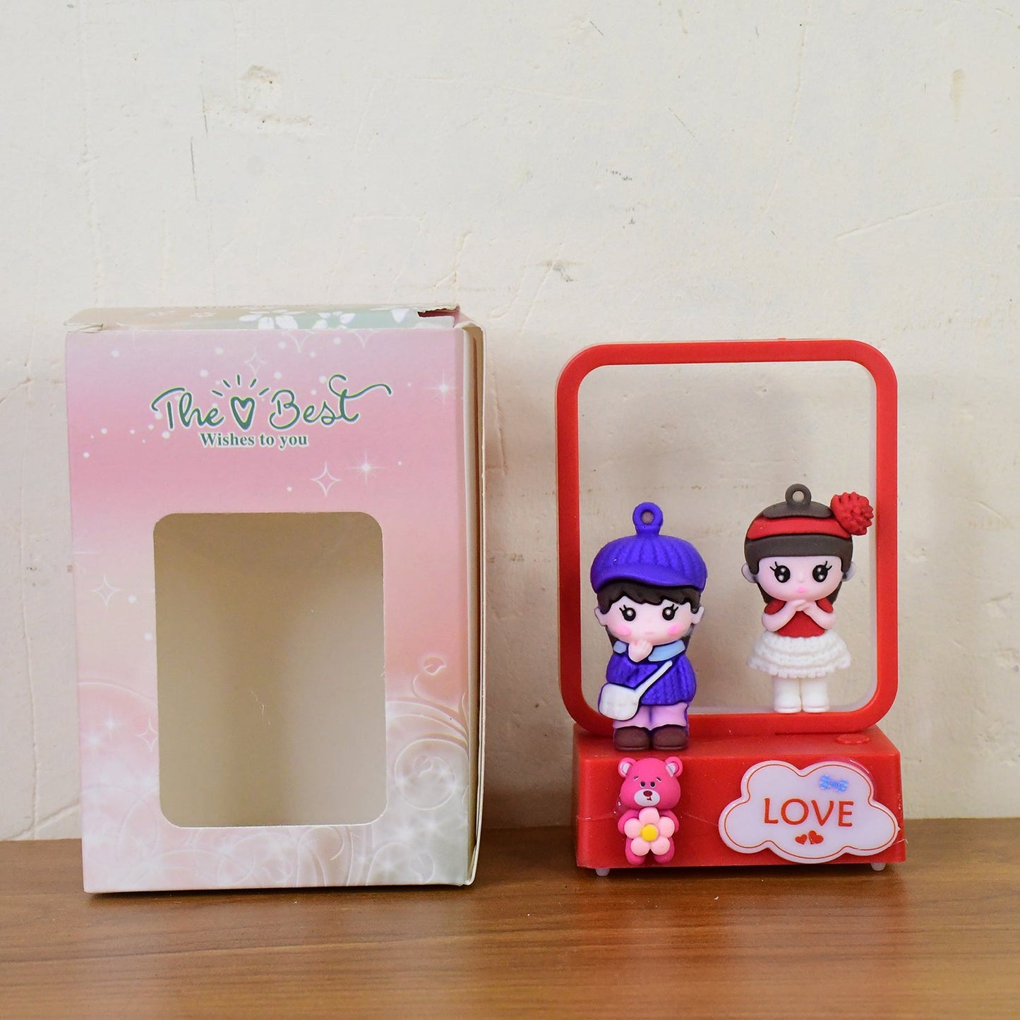 Decorative Love Couple LED Figurine Light (1 Pc)