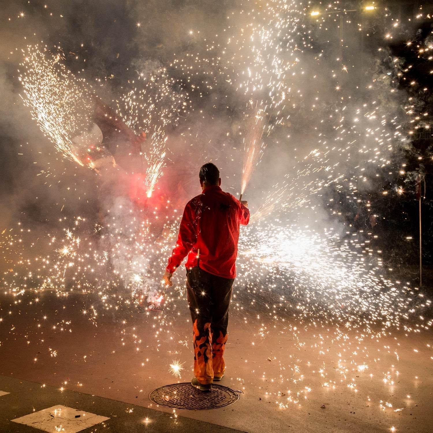 PYRO PARTY METAL GUN HAND HELD GUN TOY FOR PARTIES FUNCTIONS EVENTS AND ALL KIND OF CELEBRATIONS, PLASTIC GUN, (PYROS NOT INCLUDED)