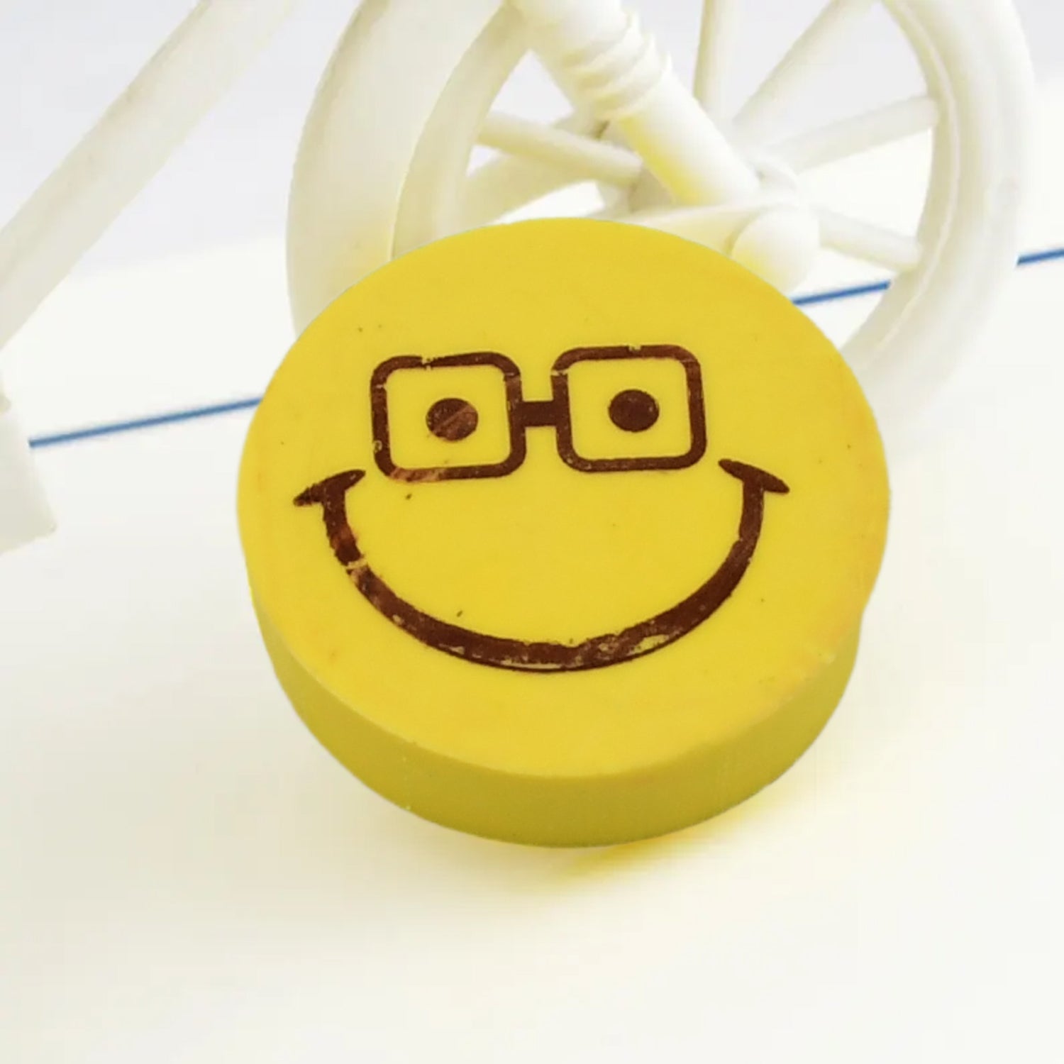 Smiley Design Eraser (1 Pc / Mix Design)