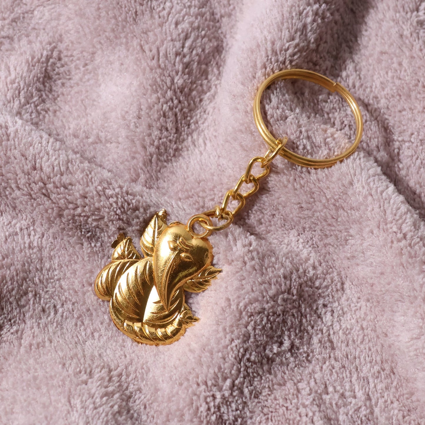 Golden Ganesh Leaf Design Keychain (1 Pc)