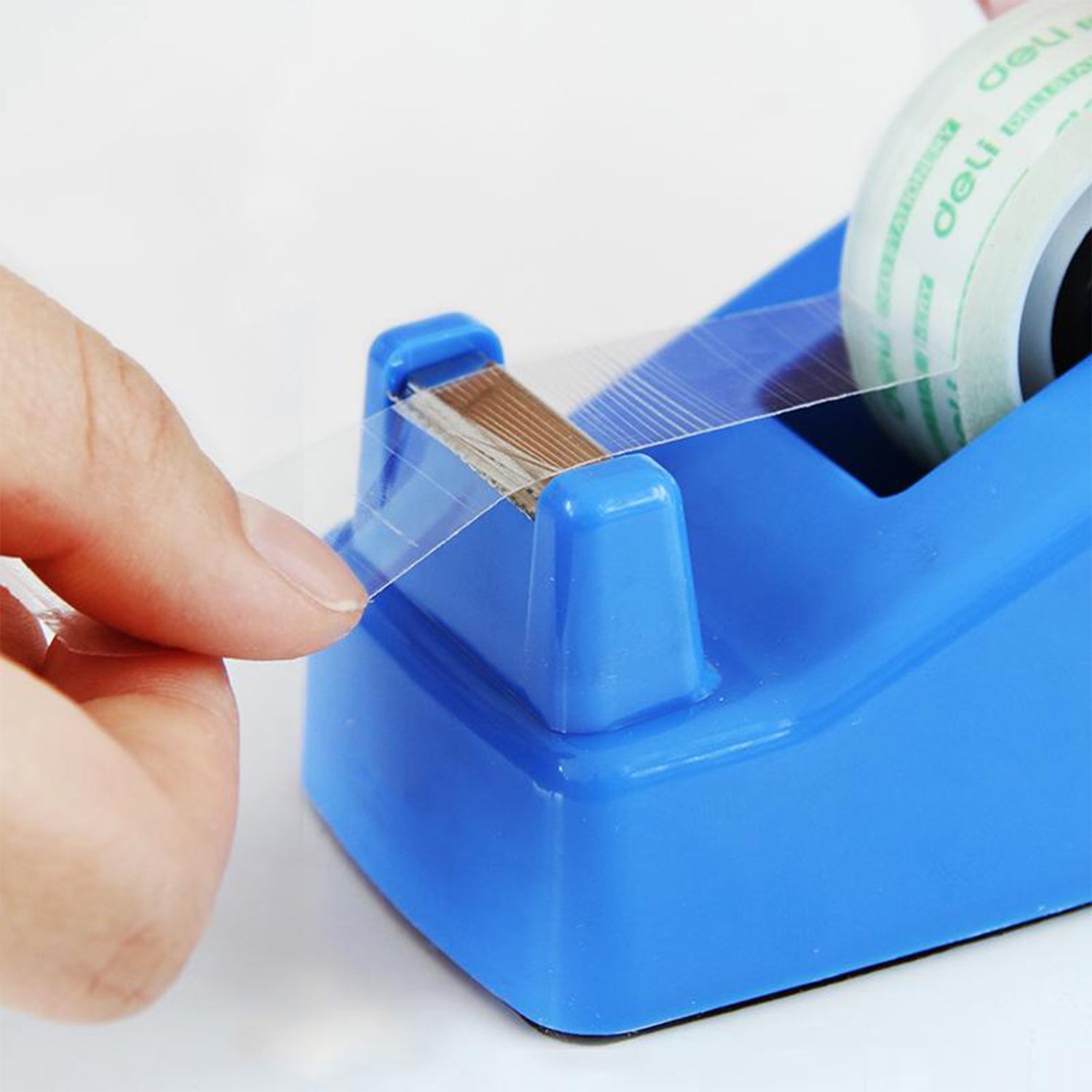 Mini Tape Dispenser Used To Handle Tapes And Cut Them Easily.