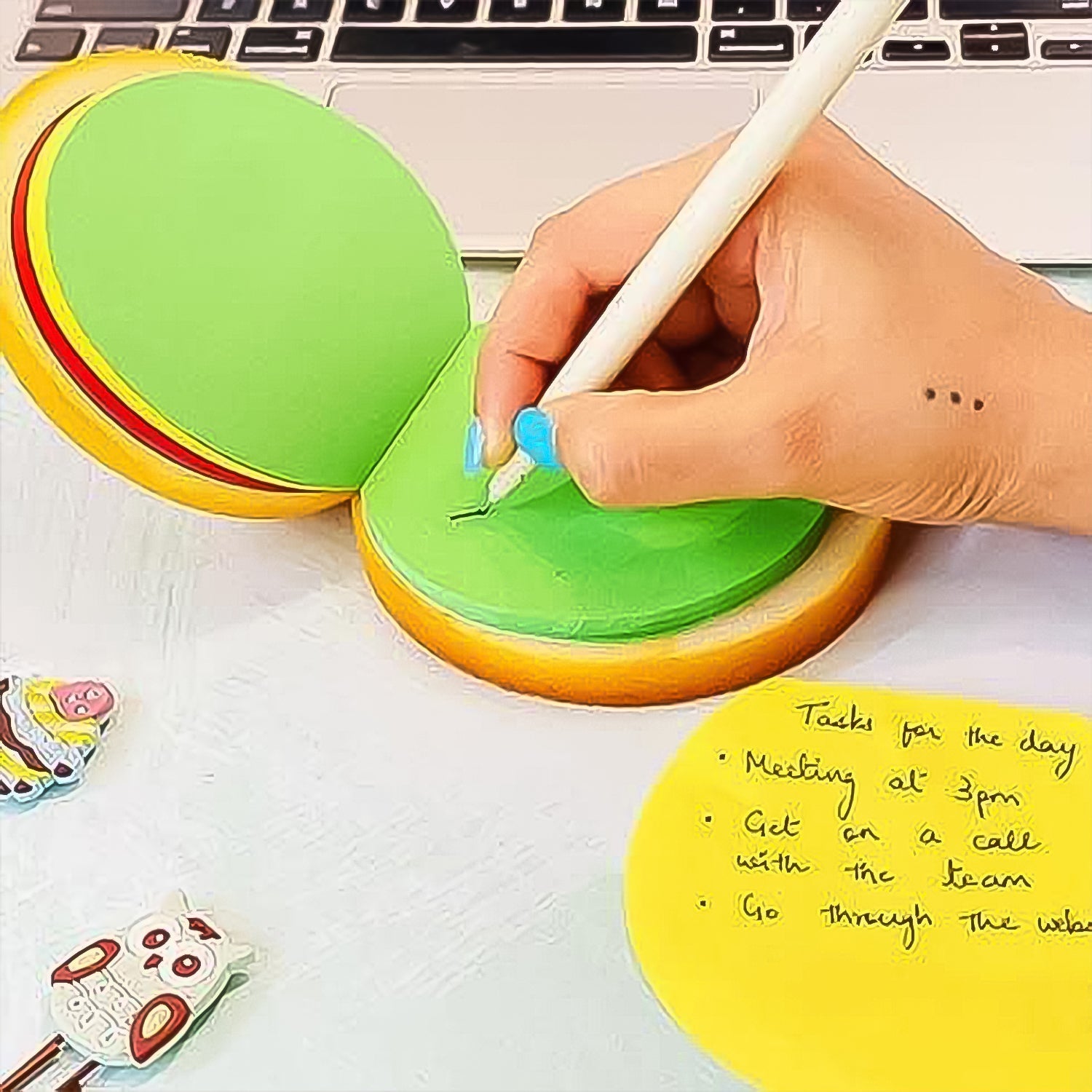 Burger Shaped Notepad  /  Sticky Notes  /  Memo Pads, Unique Mini Notes (Multicolor)