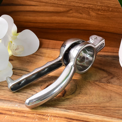 Supermom Aluminum Lemon Squeezer (1 Pc)