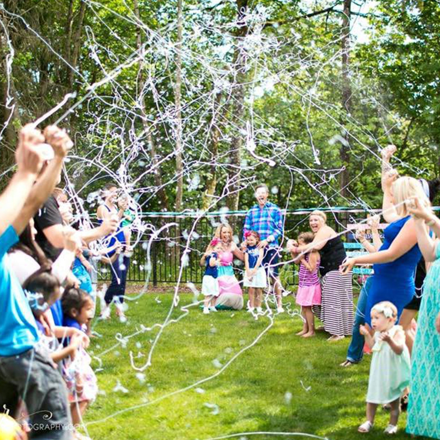 Party Crazy Ribbon Spray used while doing parties and get-together celebrations and can be used by all kinds of people.