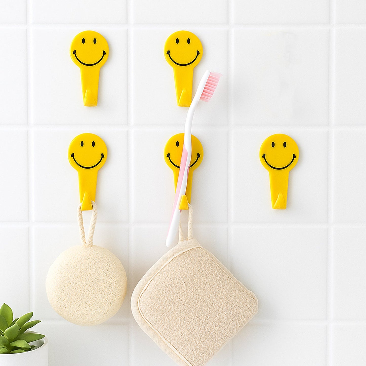 5 PC ADHESIVE HOOK FOR HOLDING STUFFS,KEY AND OTHER ITEMS