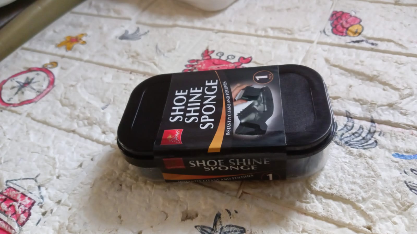 Shoe Shiner and Shoe Polish For All Colours Leather Shoes, Formal Shoes, Oxford Shoes & Dress Shoes (1 Pc)