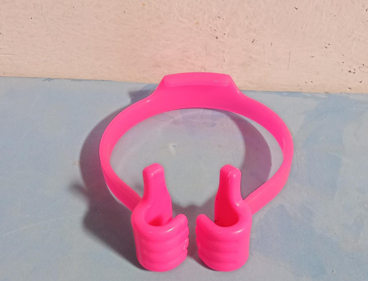 Hand Shape Phone Holder