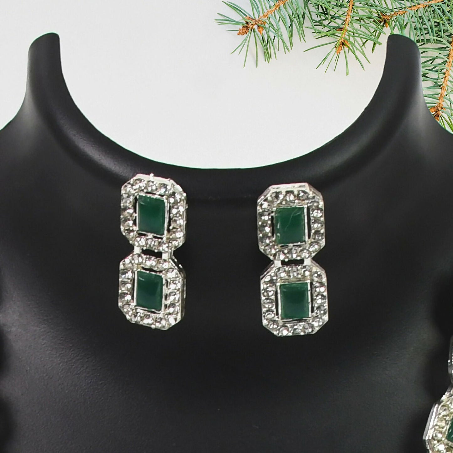 Celestial Elegance: White and Emerald Green Diamond Necklace