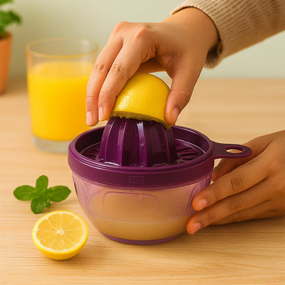 Supermom Plastic Little Hand Juicer 650ml